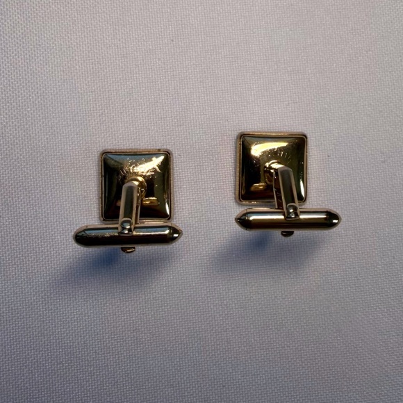 Vintage Mother of Pearl Swank Cuff links - Picture 3 of 3